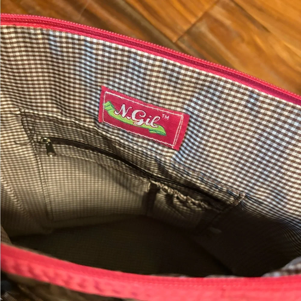N.Gil Quilted Camo Tote Bag‎ w/ Matching Cosmetic Pouch Pink Trim euc